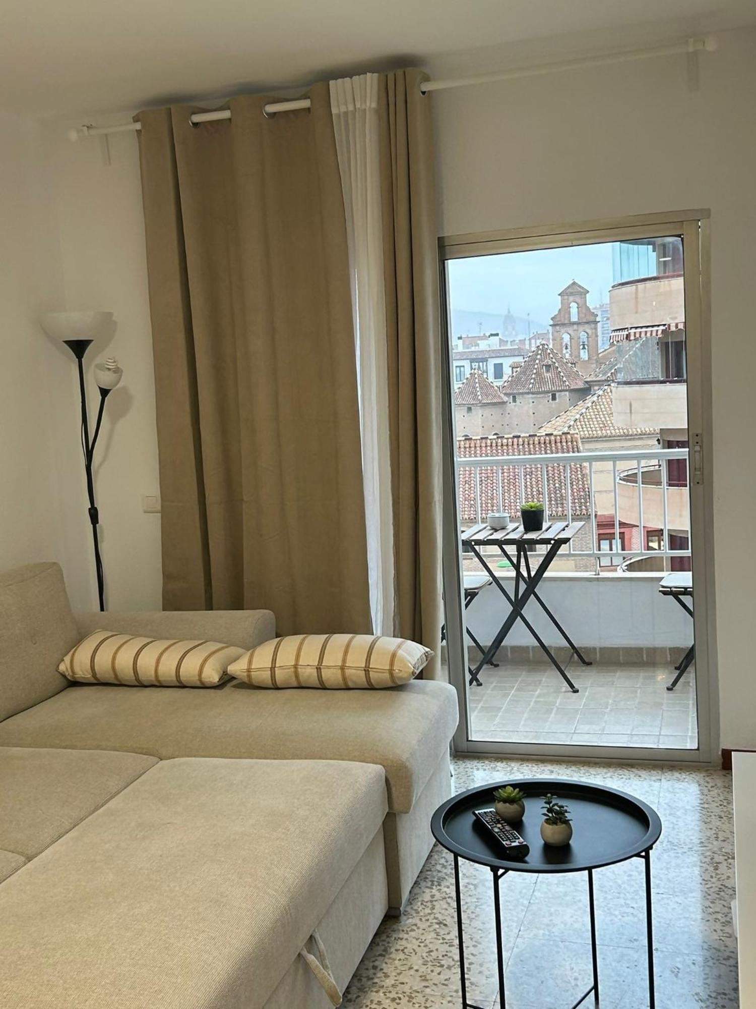 Ferienwohnung Vialia Piso Centrico Wifi Maria Zambrano Andra Málaga Exterior foto