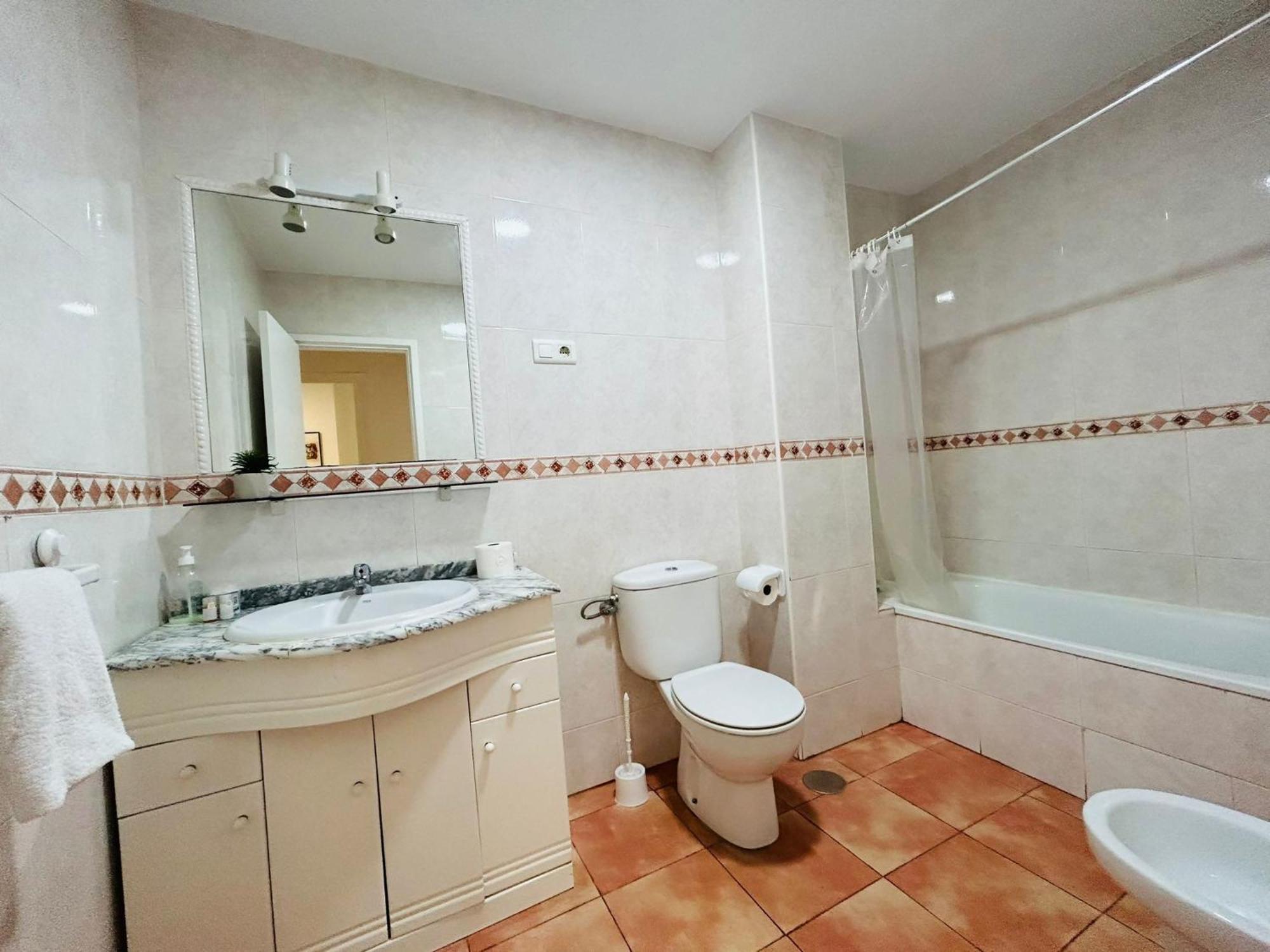 Ferienwohnung Vialia Piso Centrico Wifi Maria Zambrano Andra Málaga Exterior foto